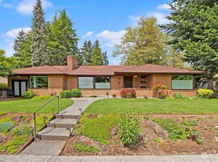 16513 37th Ave NE, Seattle, WA