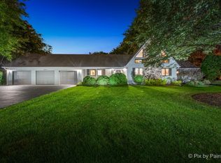 8909 Bardwell Ln, Crystal Lake, IL 60014