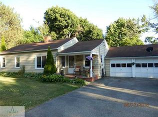 1241 Haslett Rd, Haslett, MI 48840