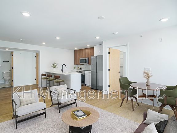 2nd image of 630 Moore St Unit 401