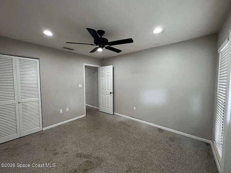 715 Clarke Ave — Photo 19