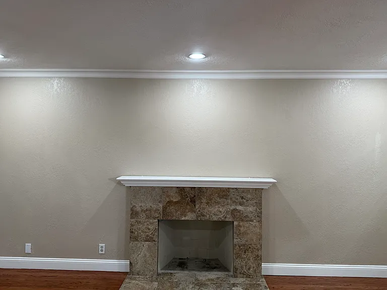 1532 Santa Monica Ave — Photo 25