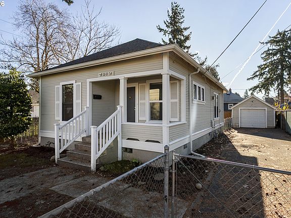 2nd image of 7912 SE Harold St
