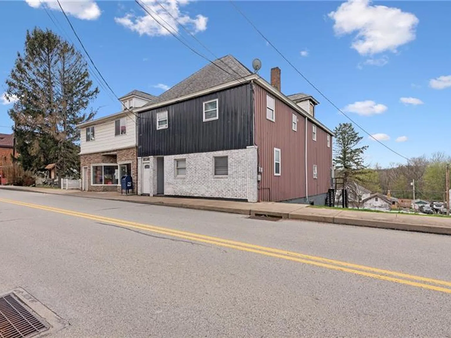 316-326 Brown Street — Photo 2