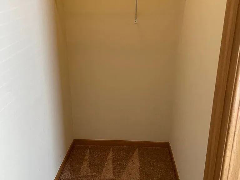 Hidden Brook Apartments — Photo 36