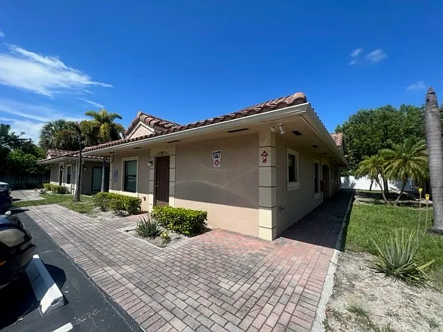 2 bed, 750 sqft, $1,895 — Photo 4