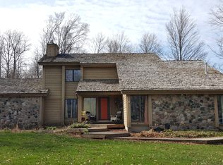 1793 W Columbia Rd, Mason, MI 48854