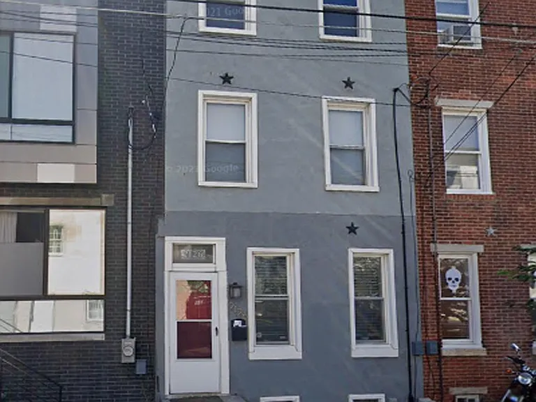 2126 E Dauphin St — Photo 1