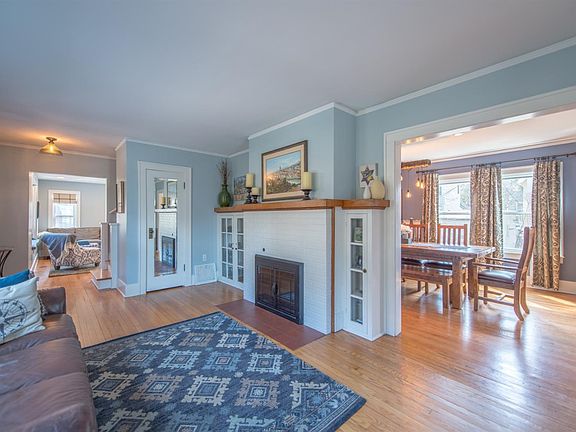 4th image of 1304 Horman Ct