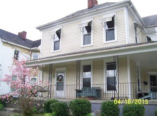 300 E Woodford St, Lawrenceburg, KY 40342