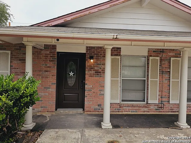 6700 Yellow Rose St — Photo 6