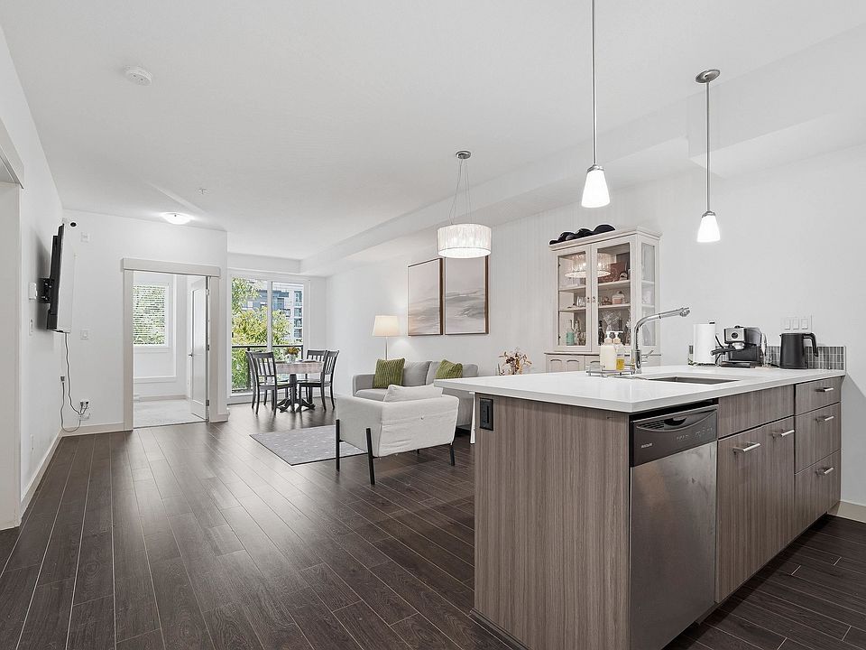 1st image of 2214 Kelly Ave #206