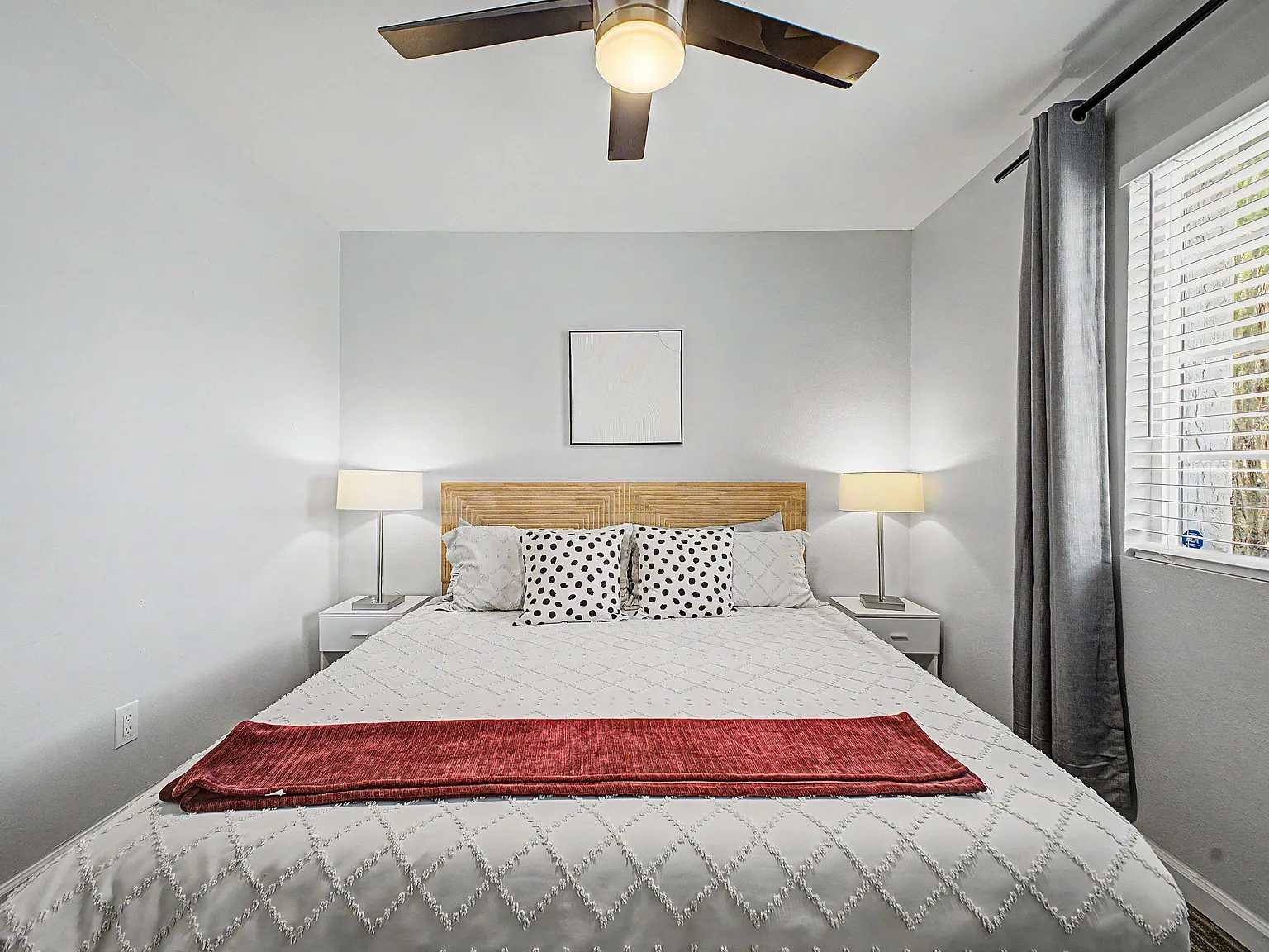 4 bed, 2.0 bath, 1522 sqft, $962 — Photo 3
