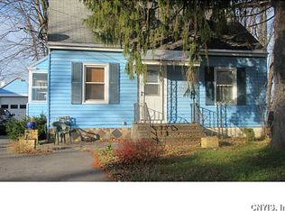 1027 Kinne St, East Syracuse, NY 13057