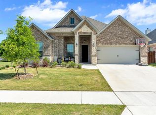 201 Windy Glen Dr, Decatur, TX 76234