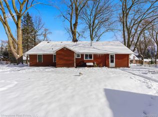 2098 Dunwoodie St, Ortonville, MI