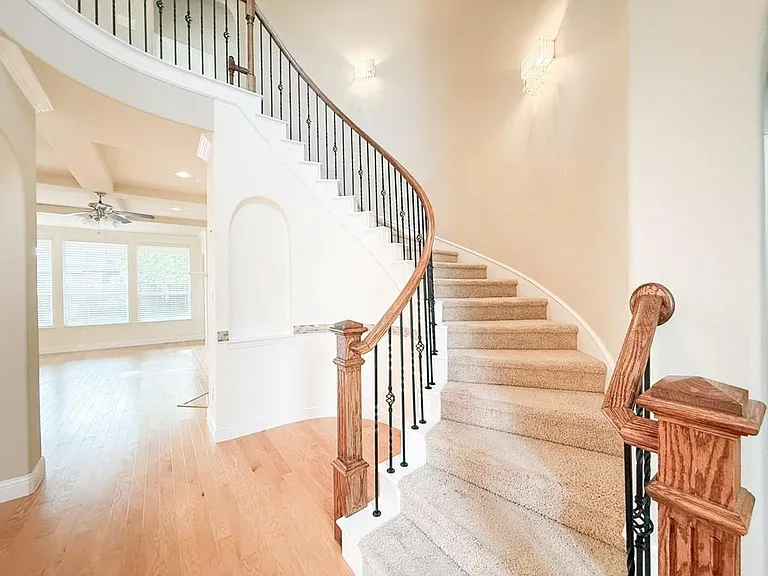 7048 Fullerton Cir — Photo 22