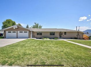205 W Montana St, Livingston, MT 59047