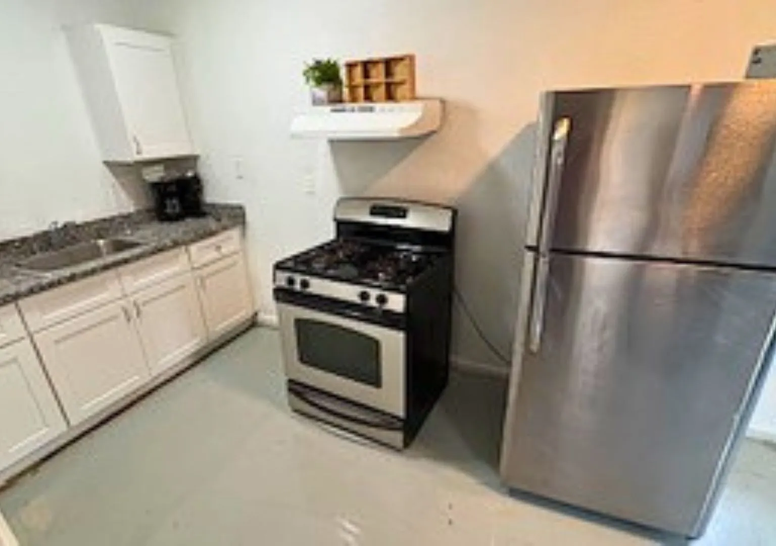 2 bed, 1000 sqft, $1,595 — Photo 3