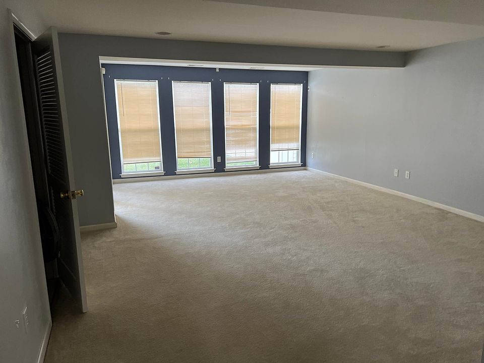 1st image of 1001 Carlisle Rd