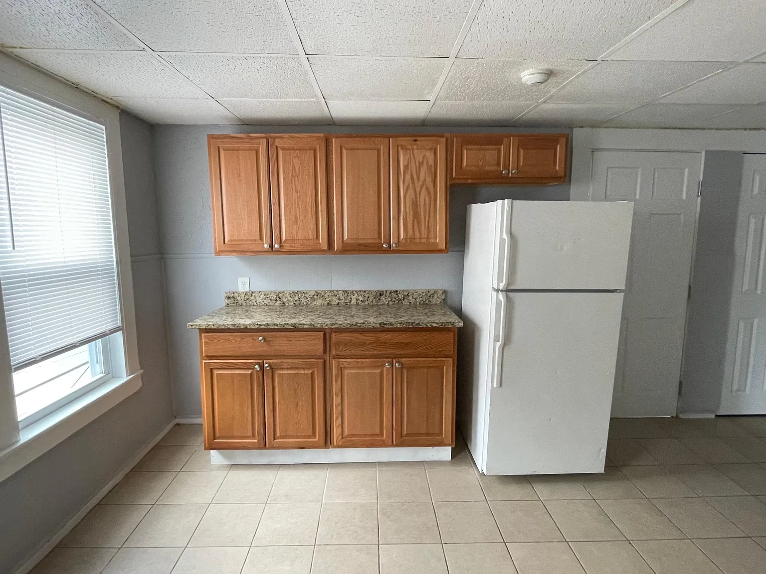 3 bed, $1,600 — Photo 2