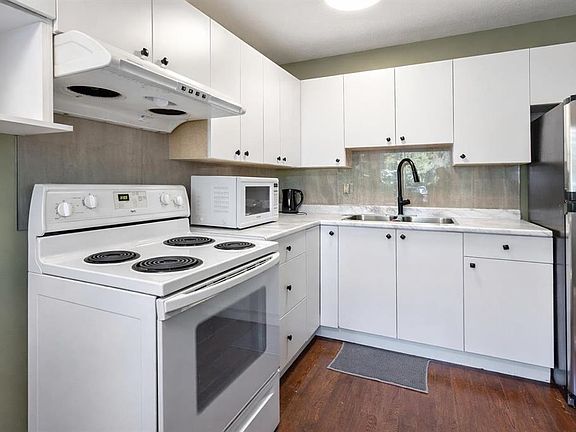 4th image of 32310 Mouat Dr #38