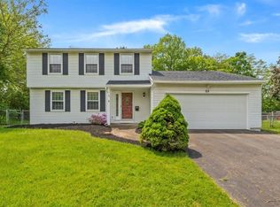 25 Winterset Dr, Rochester, NY 14625