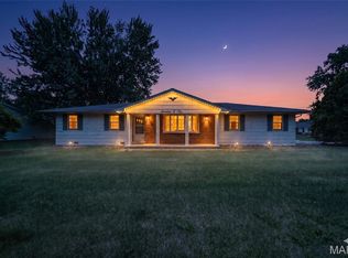 1703 Forum Dr, Rolla, MO 65401