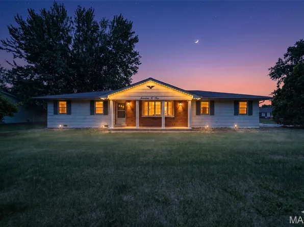 1703 Forum Dr, Rolla, MO 65401