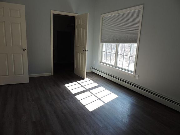 4th image of 93 Brentwood Rd