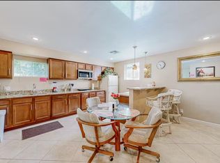 2412 N 36th Pl, Phoenix, AZ 85008