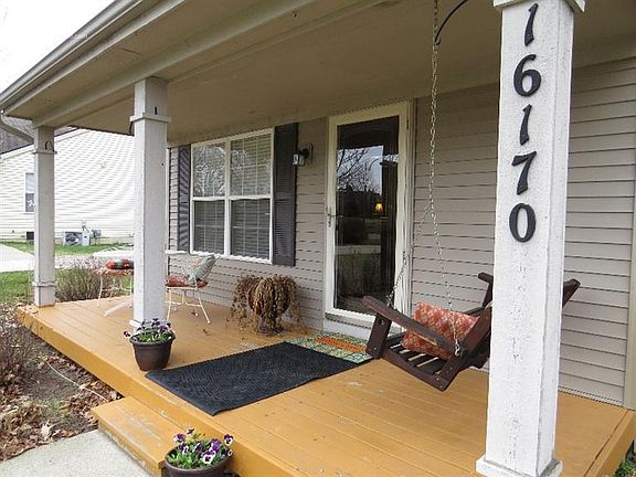 2nd image of 16170 Tania Ct