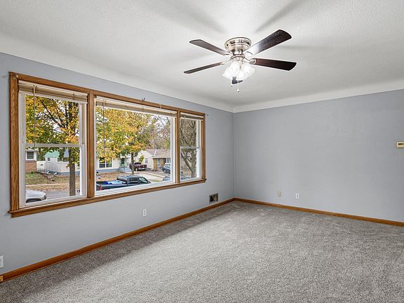 5th image of 1737 Orange Ave E