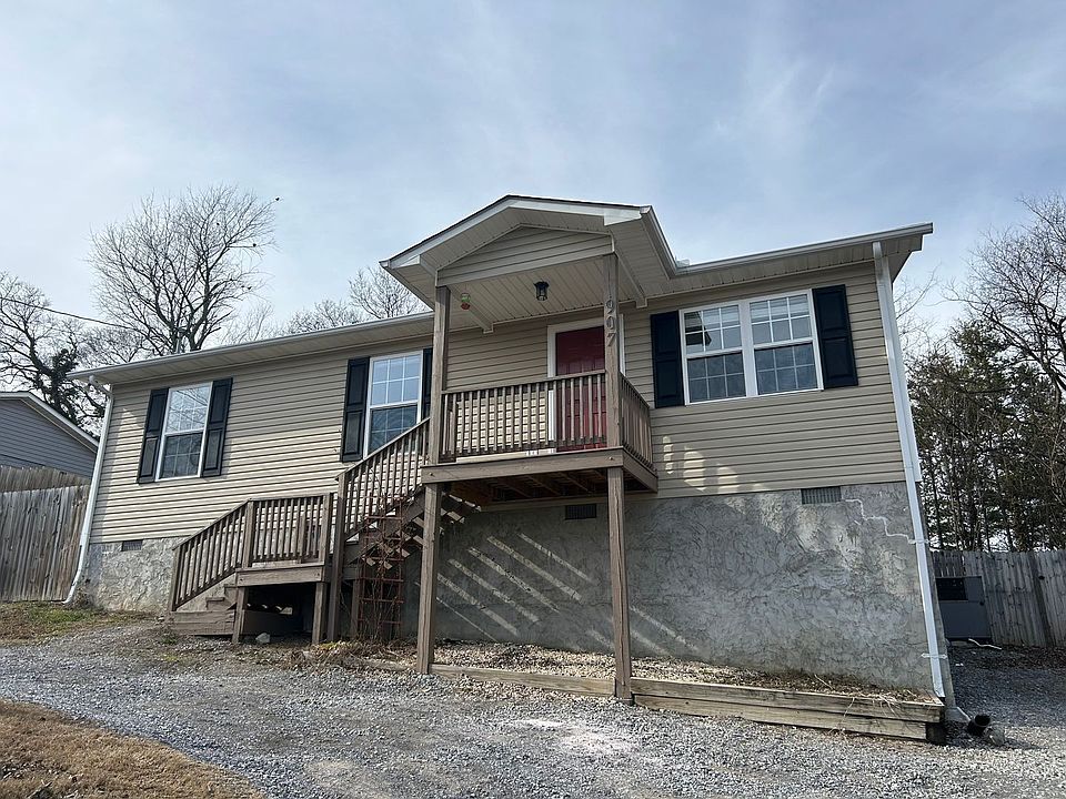 1st image of 907 Mynders Ave