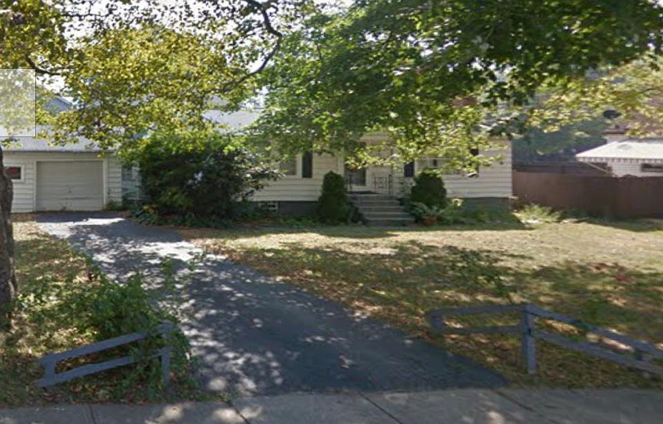 1st image of 181 E 267th St