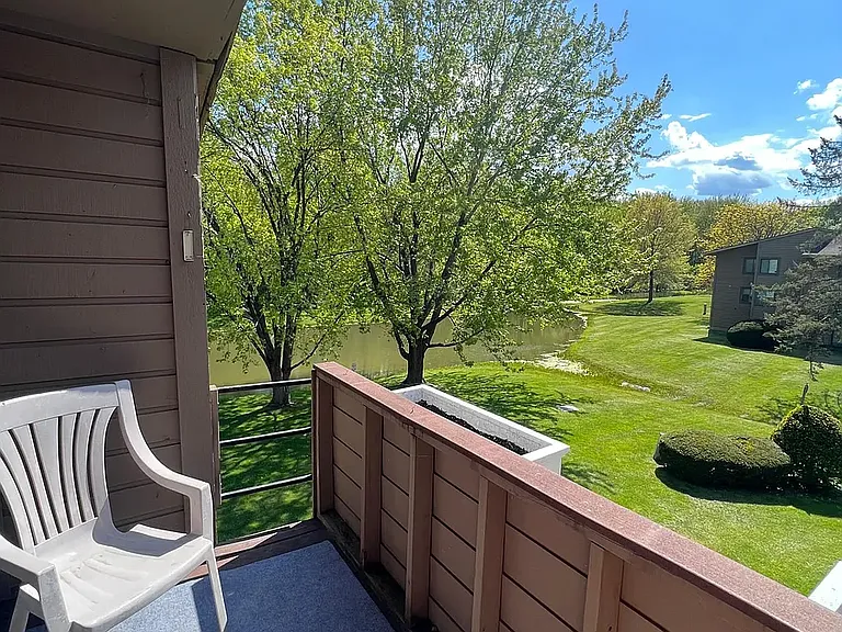208 Watertree Dr #208 — Photo 4