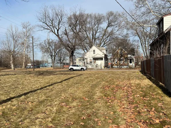 8419 Thaddeus St, Detroit, MI 48209