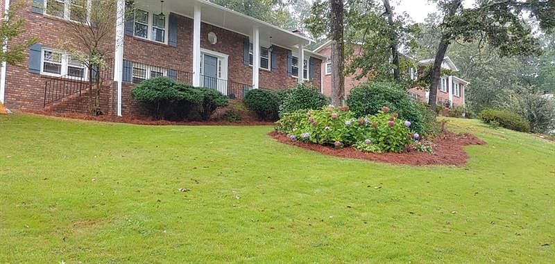 1st image of 3154 Bouchard Way NE