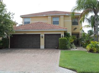 1887 Grey Falcon Cir SW, Vero Beach, FL 32962