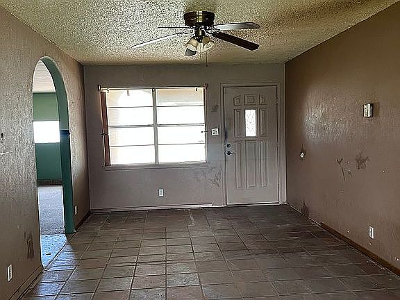 4th image of 417 Starlite Dr