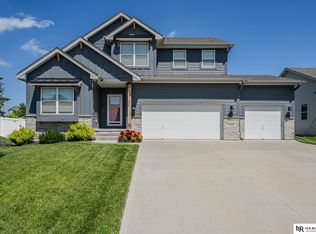 4211 S 213th Ave, Elkhorn, NE 68022