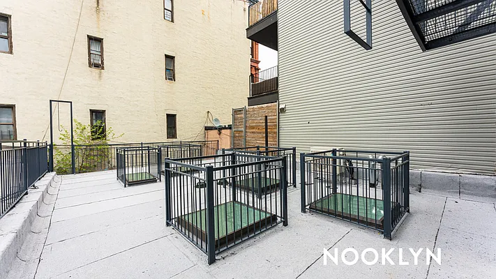 Rented by Nooklyn NYC LLC | media 54
