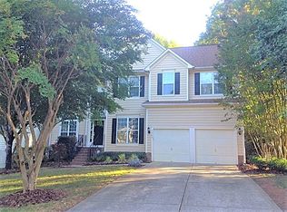 5909 Bearoak Ln, Charlotte, NC 28269