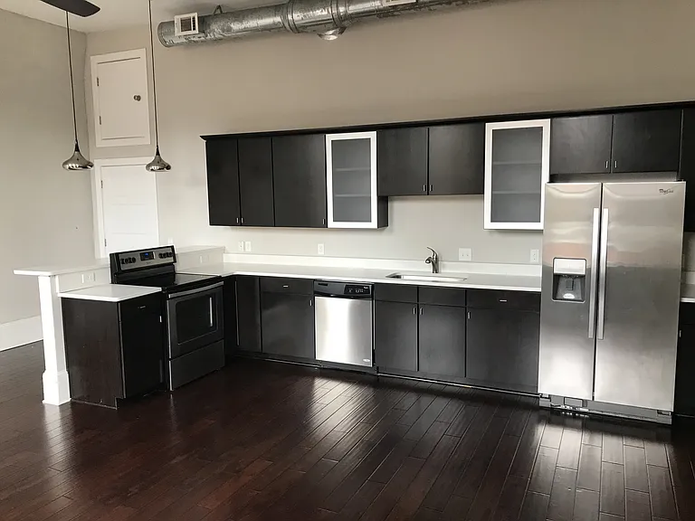 5 W Broughton St #401 — Photo 4