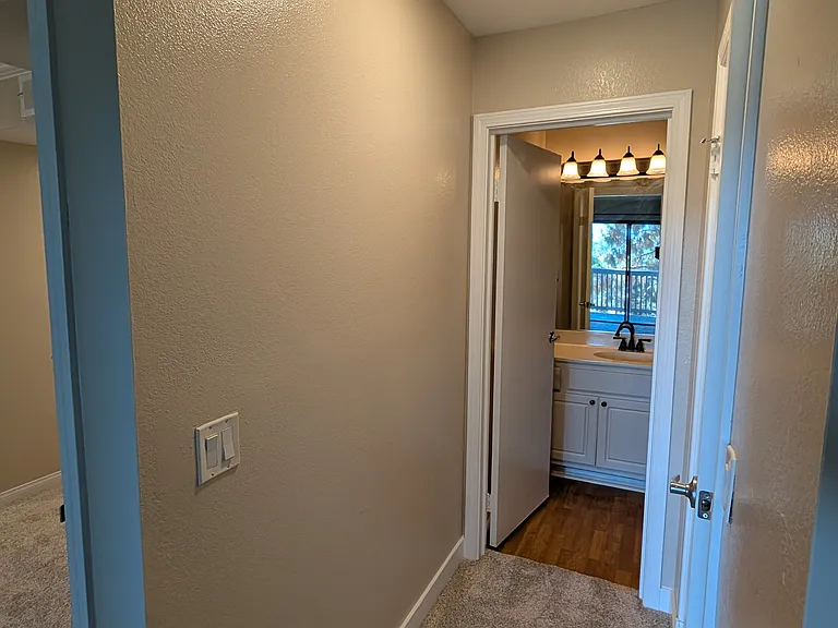 14942 Avenida Venusto — Photo 11