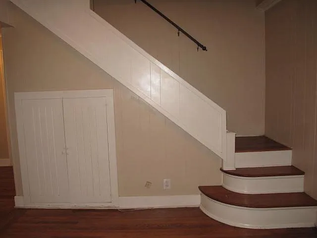 Stairs to upstairs bedrooms
