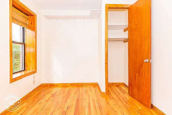 Rented by MySpaceNYC | media 8