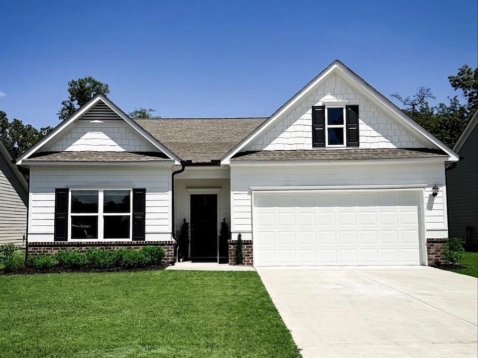1st image of 120 Royal Oak Dr NE