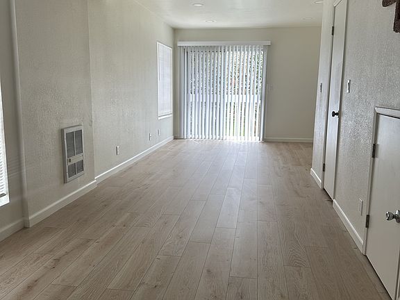 2nd image of 201 S Ventura Rd #6-1