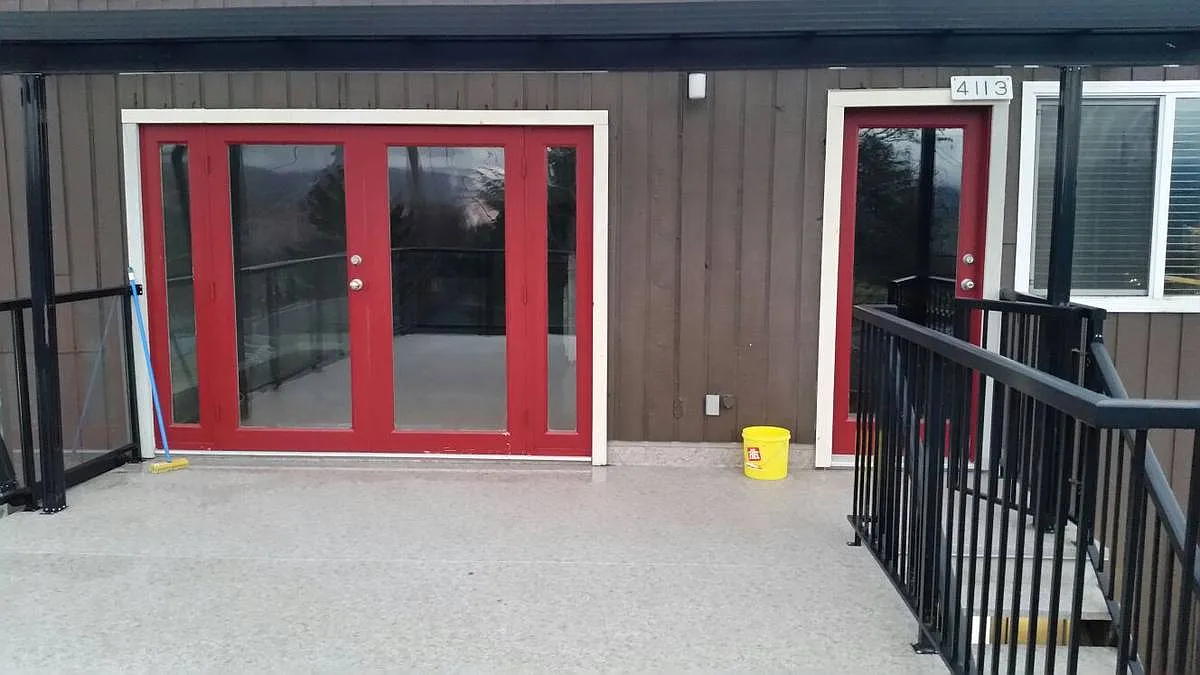 1 bed, 800 sqft, $1,050 — Photo 3